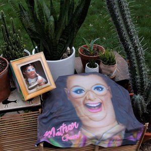 Leslie Hall Merch Tee, "Mother Gem!"